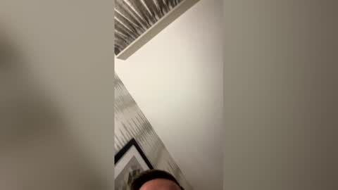 whiteknight169 online show from April 1, 12:23 am