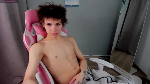 Geoffrey online show from December 14, 1:29 pm