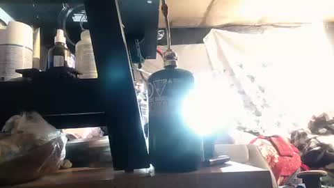 whytlyon555 online show from December 14, 2:24 pm