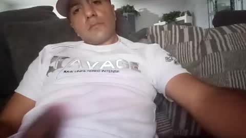 whyyuhcare7022 online show from November 3, 10:30 am