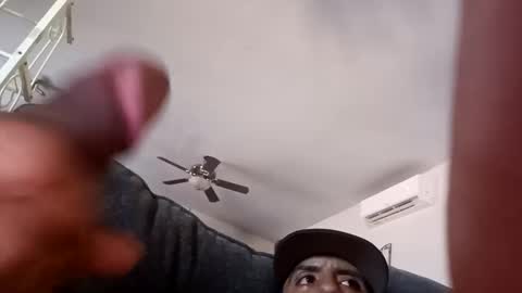 whyyuhcare7022 online show from September 23, 6:07 pm