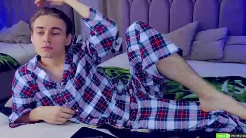 William online show from November 10, 4:17 am