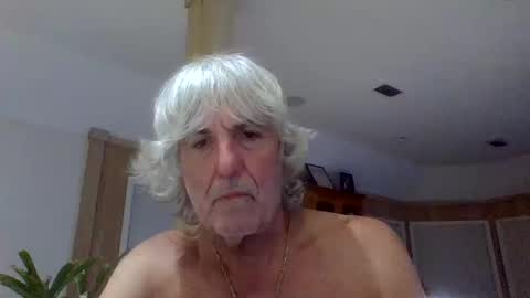 Gundja  Man online show from February 26, 5:20 am