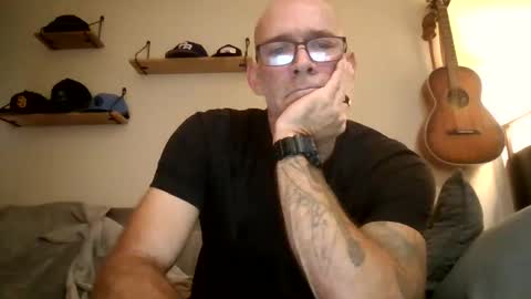 wingnutt765733 online show from November 18, 6:39 am