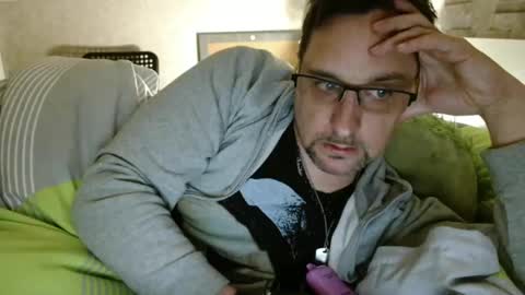 Snapshot of wirzwei8883 chatting on March 4, 5:56 pm Dirty online show from March 4, 5:56 pm