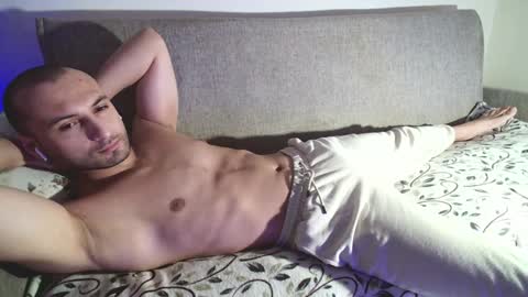 Josy online show from December 18, 6:53 am