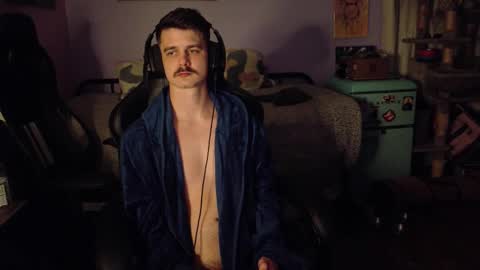 Wyatt online show from November 27, 5:44 am