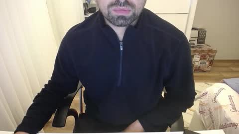 Mr. Lonely online show from November 1, 7:18 pm