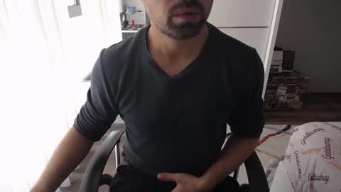 Mr. Lonely online show from October 3, 10:20 am