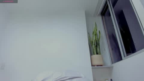 Xavier online show from November 10, 1:54 am