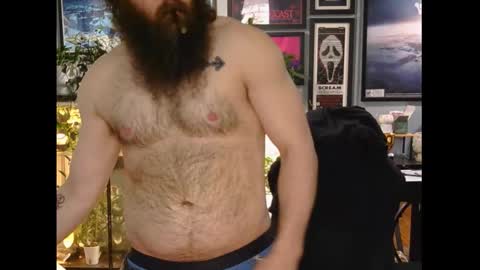 xiisil online show from February 11, 6:35 pm