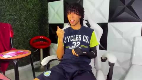 xion_ez online show from March 3, 8:05 pm