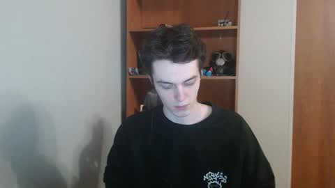 traqqq online show from November 14, 7:59 pm