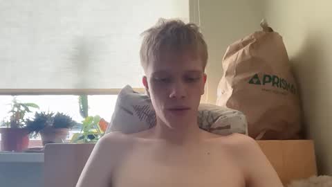 Snapshot of xtraxxlucas chatting on September 17, 1:45 pm xtraxxlucas online show from September 17, 1:45 pm