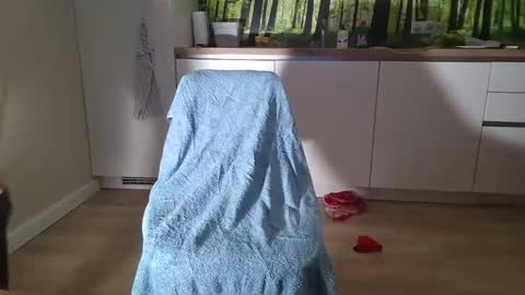 max online show from October 19, 2:49 am