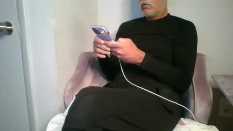 Bruno Moore X online show from January 15, 8:26 pm