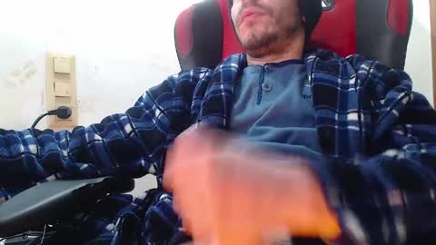 xxxking89 online show from April 3, 8:16 pm