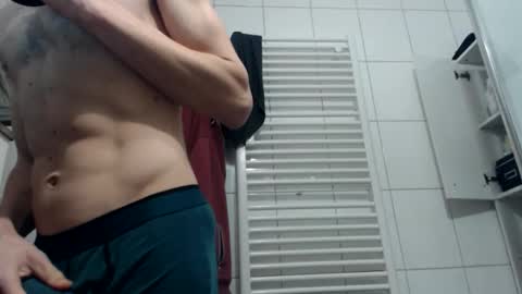 xxxpolycam online show from January 18, 1:02 pm