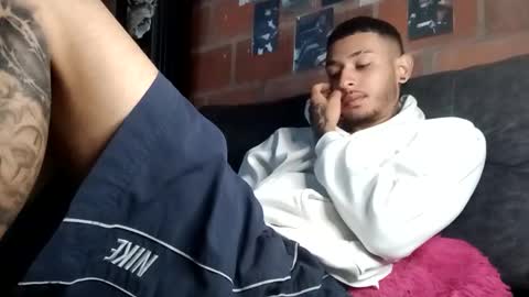 Yajz online show from January 11, 5:33 am