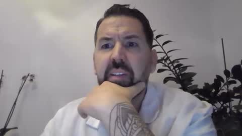 Snapshot of yakijoe chatting on October 30, 11:17 pm yakijoe online show from October 30, 11:17 pm