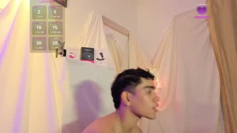 yamilk101 online show from December 2, 1:20 am