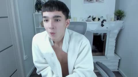 yamitwink online show from October 31, 9:07 pm