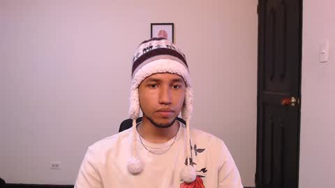 Yeff ind. model  online show from December 25, 12:16 am