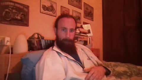 yeti_92 online show from January 14, 5:56 pm