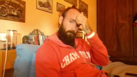 yeti_92 online show from September 29, 12:46 pm