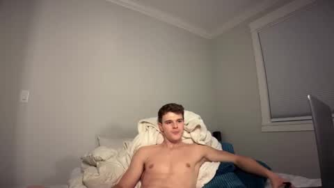 yngdesire1 online show from January 18, 3:52 am