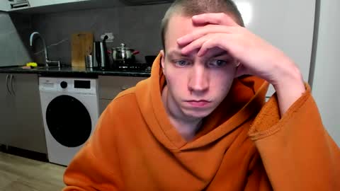 You can ask my name in pm online show from February 20, 5:15 pm