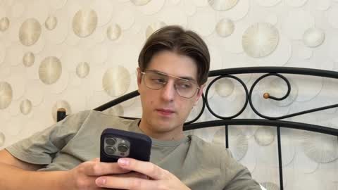 Chris online show from January 12, 7:53 am