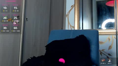 Snapshot of yulianpereira25 chatting on December 12, 6:21 pm yulian 2811 online show from December 12, 6:21 pm