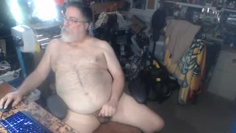 yummyflguy online show from April 10, 8:49 pm