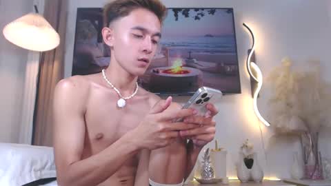 Justine online show from January 13, 7:10 pm