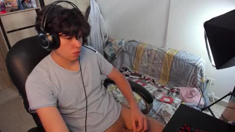 yurii_moody online show from October 28, 7:38 pm