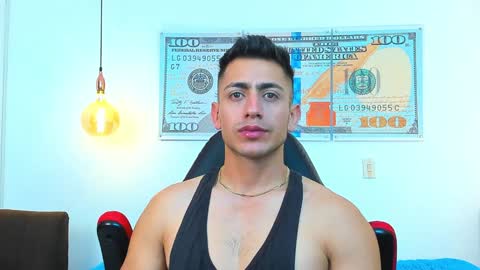 zachpri20 online show from January 9, 9:27 am