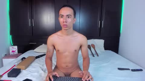 zadders_yb online show from September 12, 5:18 am