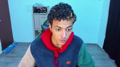 BiG Zafiro online show from March 12, 10:45 am