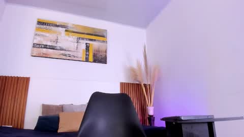 Zander online show from November 18, 1:26 pm