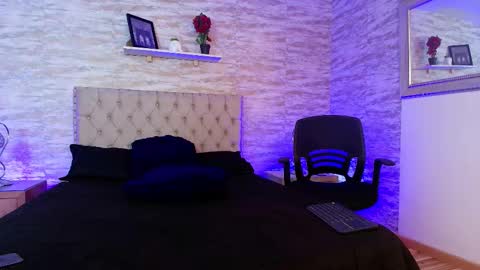 zanemaverick online show from November 18, 12:31 pm