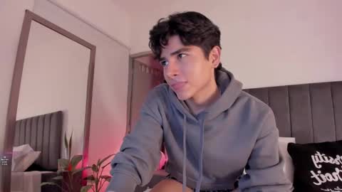 Hii im Zay.                 I save money for education. PVT Open. online show from December 21, 7:49 am