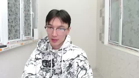 Zen online show from February 23, 8:43 pm