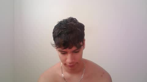 Snapshot of zeus_183 chatting on October 23, 1:47 pm zeus_183 online show from October 23, 1:47 pm