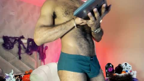 Snapshot of zyan_moreno chatting on October 17, 7:07 pm zyan_moreno online show from October 17, 7:07 pm