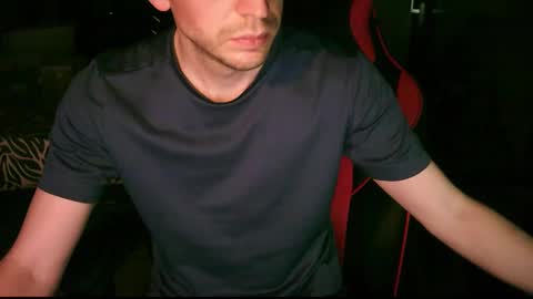 Snapshot of zyriosben chatting on January 27, 7:35 am zyriosben online show from January 27, 7:35 am