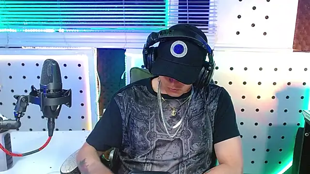 Darko0717 online show from January 19, 1:41 am