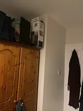 C Huntsman online show from February 4, 5:31 am