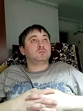 Snapshot of tores992 chatting on December 3, 7:11 pm tores992 online show from December 3, 7:11 pm