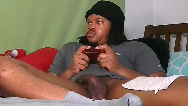 Carolinayoungin online show from November 3, 8:43 pm